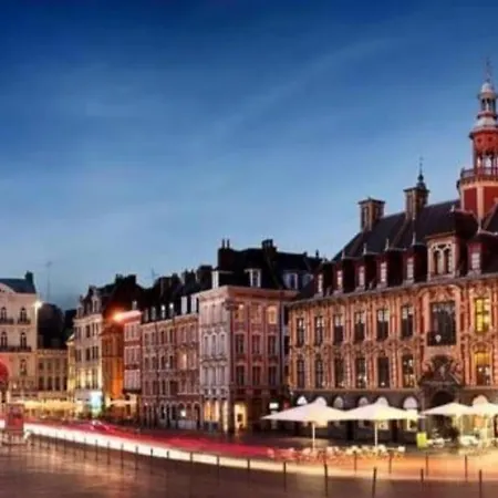 Qualité Prix 3 Personnes - Grand Place - Gare Flandres Lilla